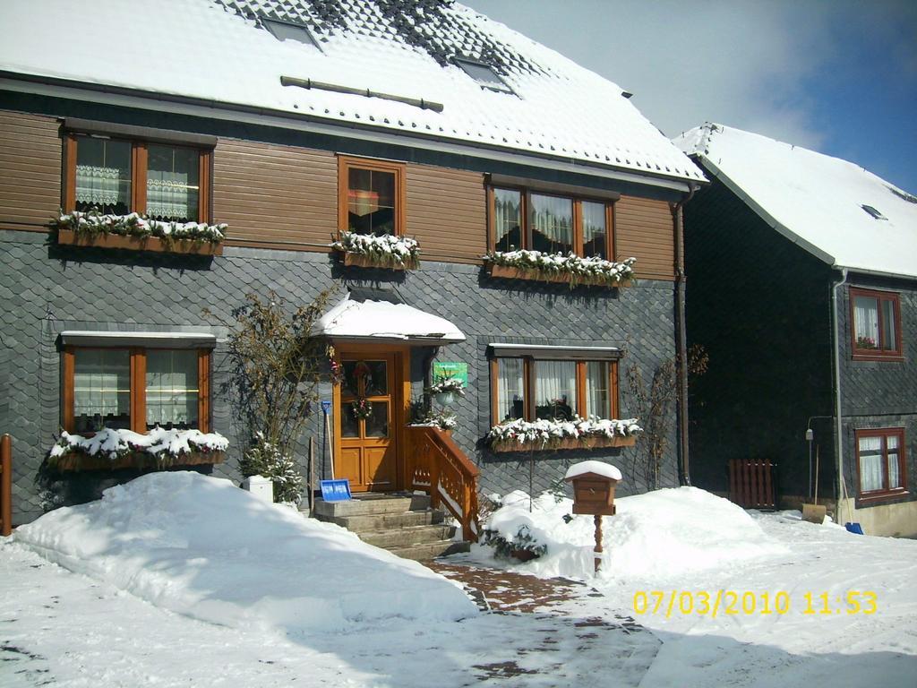 Apartment In Thuringian Forest With Garden Oberweißbach المظهر الخارجي الصورة